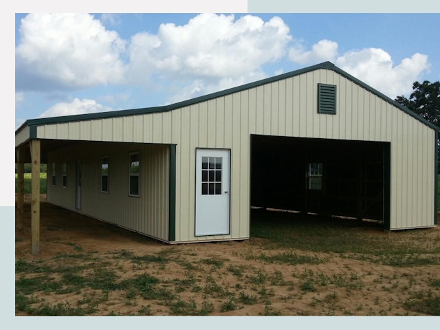 Строительство конюшен в Краснокаменске